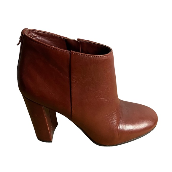 Sam Edelman Women's Red Heeled Ankle Booties - Picture 4 of 9